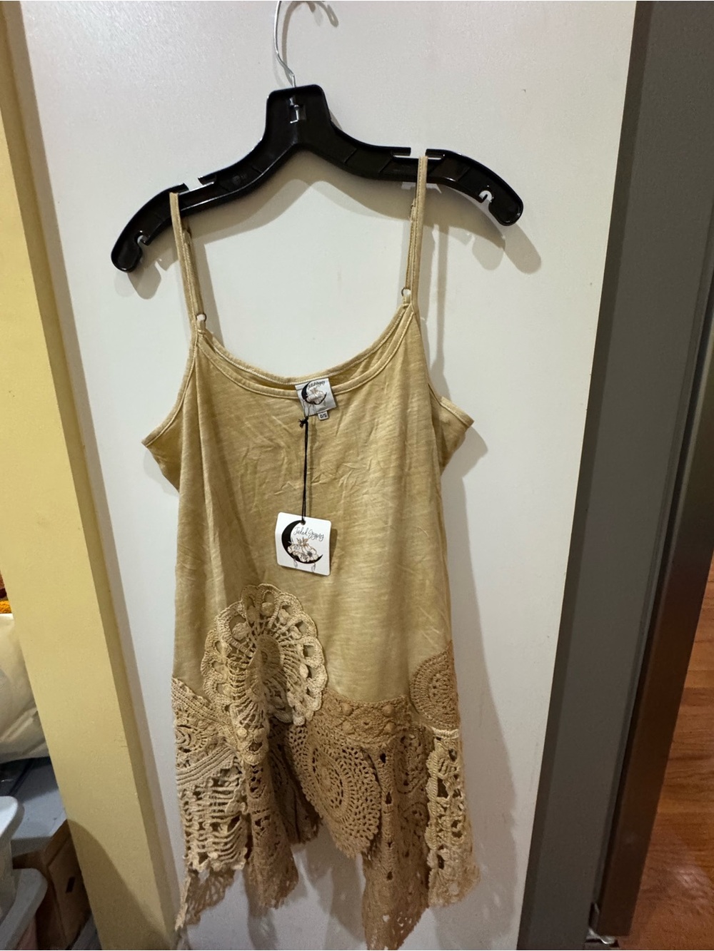 Isabel de Pedro Tan Crochet-Hem Spaghetti Strap Camisole